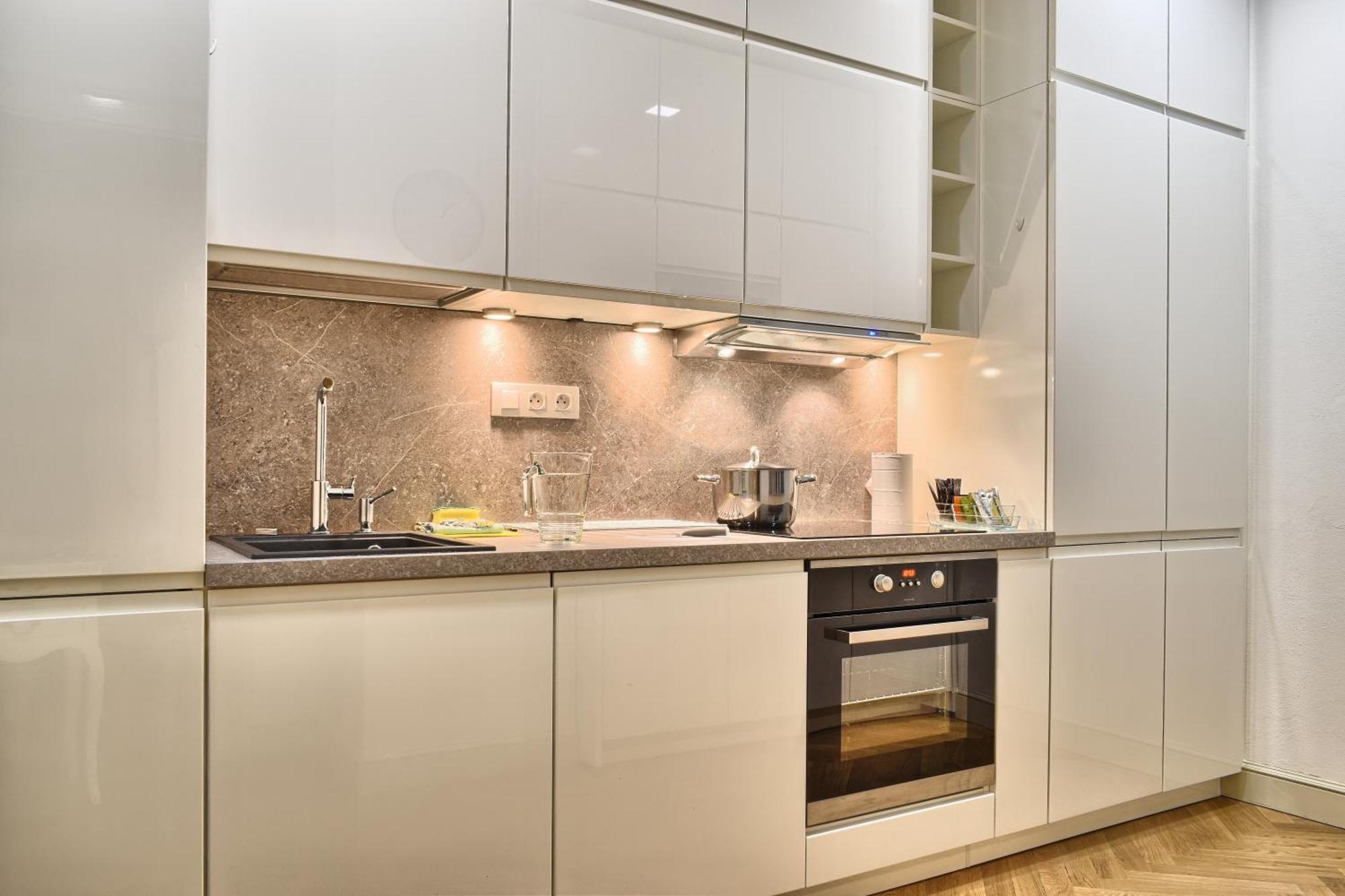 Milosrdnych Apartments Prag Zimmer foto